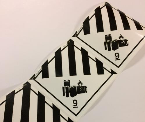 Nya etiketter för Farligt Gods transporter av litium batterier.